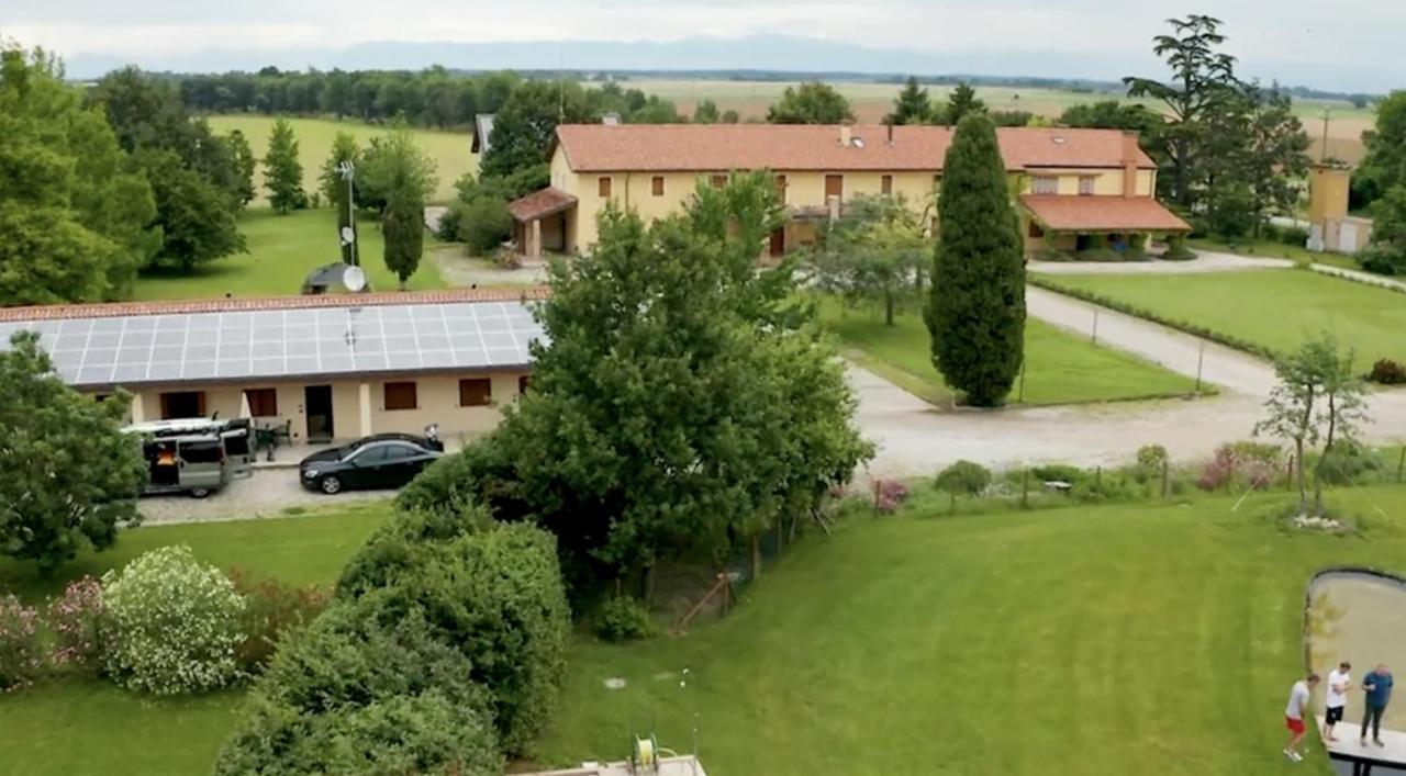 Agriturismo Tenuta Regina - Glamping luxury lodges Palazzolo dello Stella Bagian luar foto