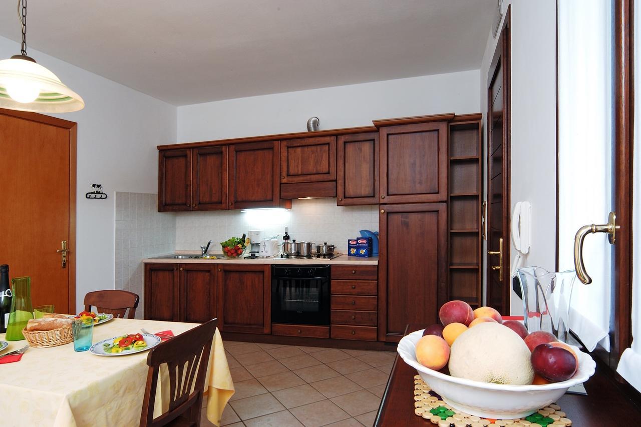 Agriturismo Tenuta Regina - Glamping luxury lodges Palazzolo dello Stella Bagian luar foto