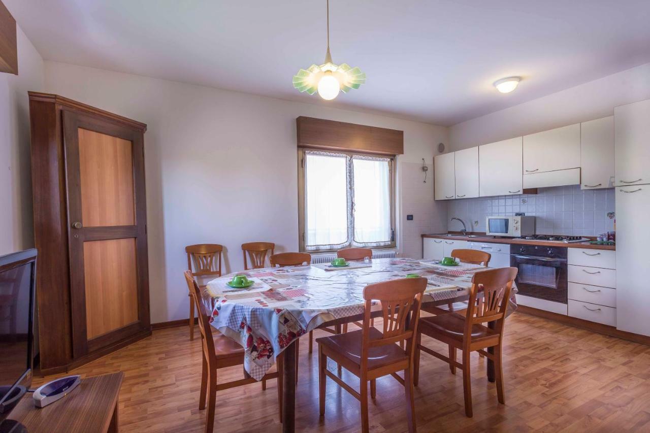 Agriturismo Tenuta Regina - Glamping luxury lodges Palazzolo dello Stella Bagian luar foto