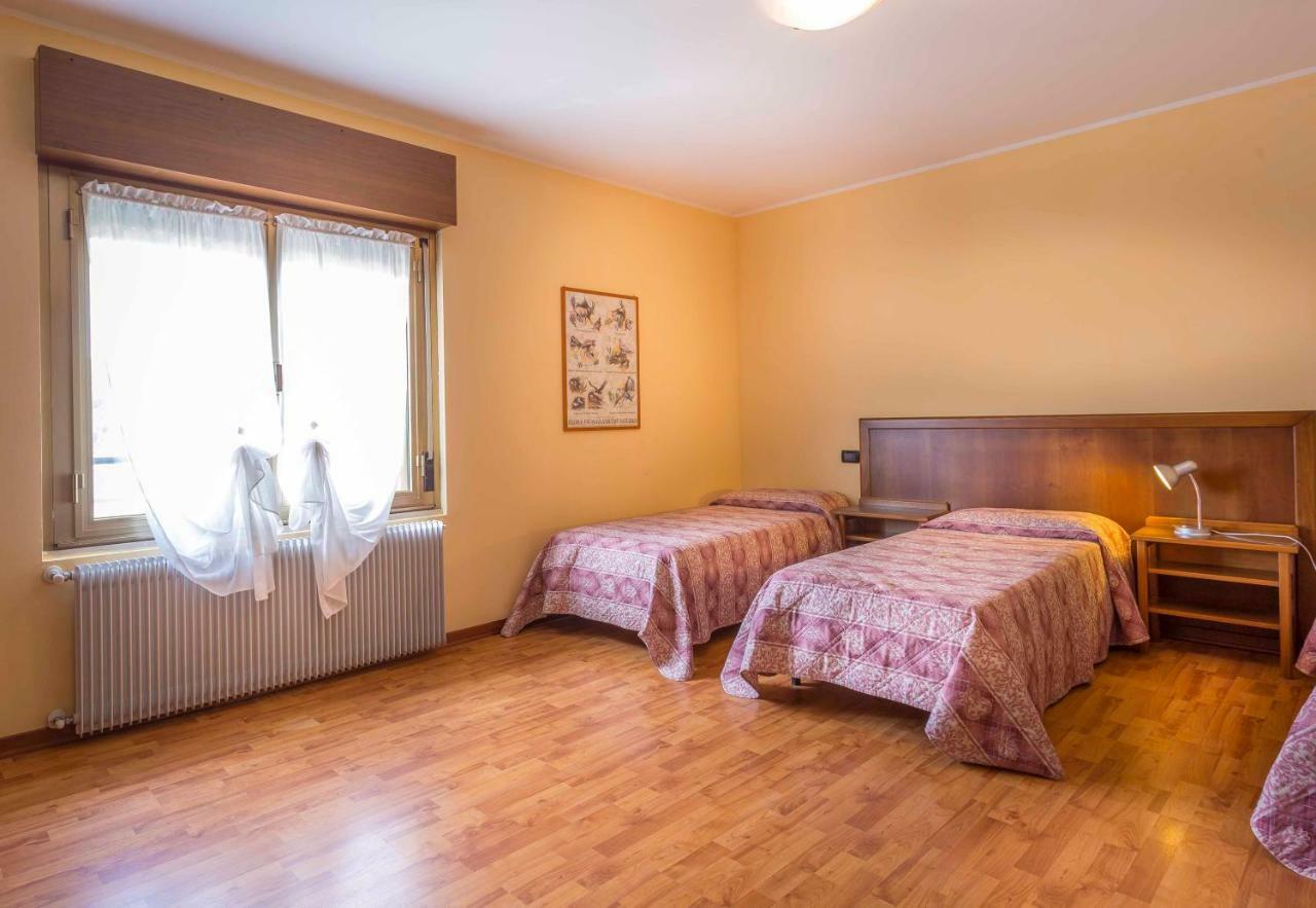 Agriturismo Tenuta Regina - Glamping luxury lodges Palazzolo dello Stella Bagian luar foto