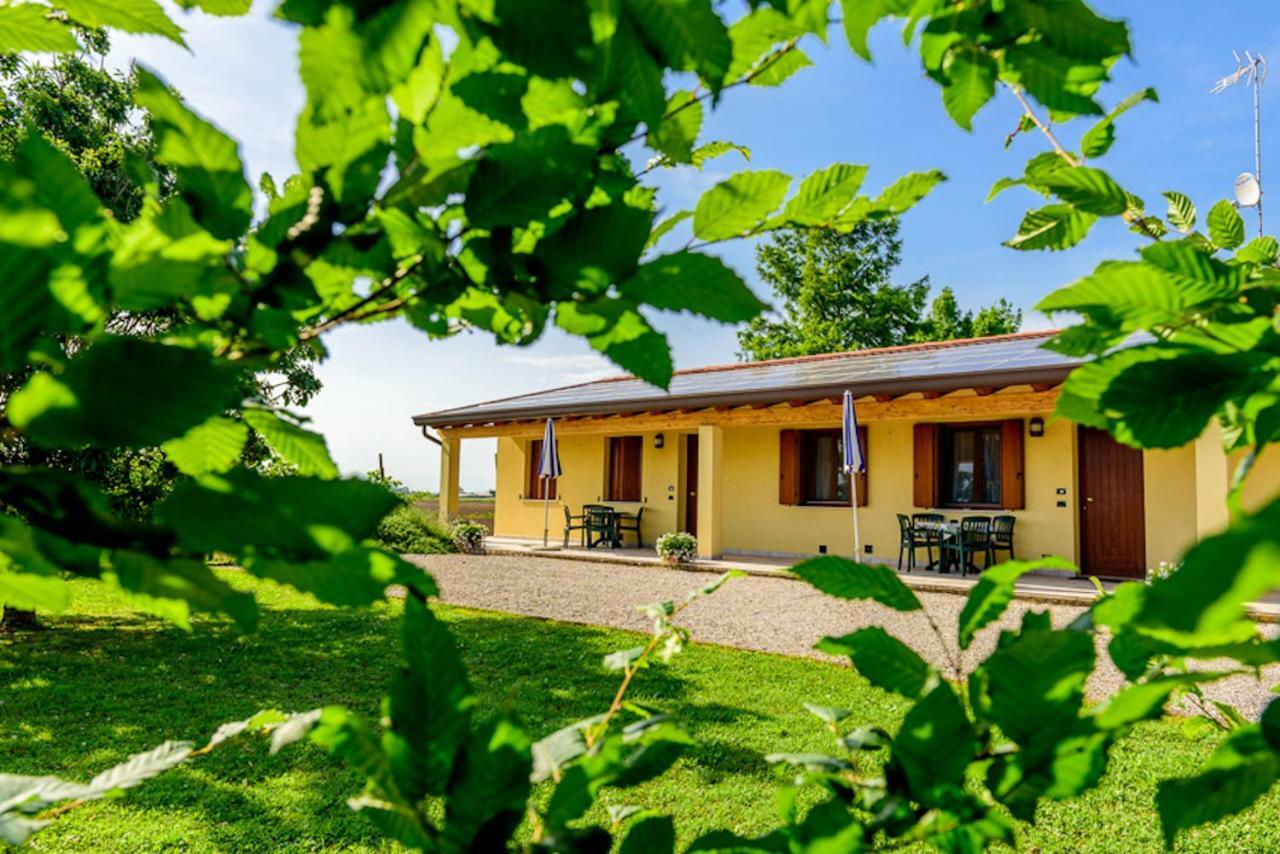 Agriturismo Tenuta Regina - Glamping luxury lodges Palazzolo dello Stella Bagian luar foto