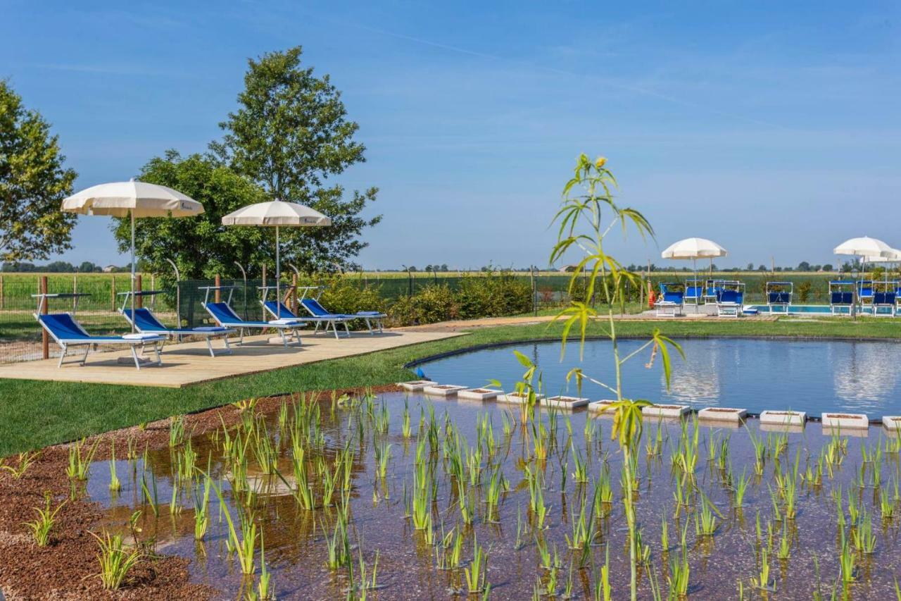 Agriturismo Tenuta Regina - Glamping luxury lodges Palazzolo dello Stella Bagian luar foto