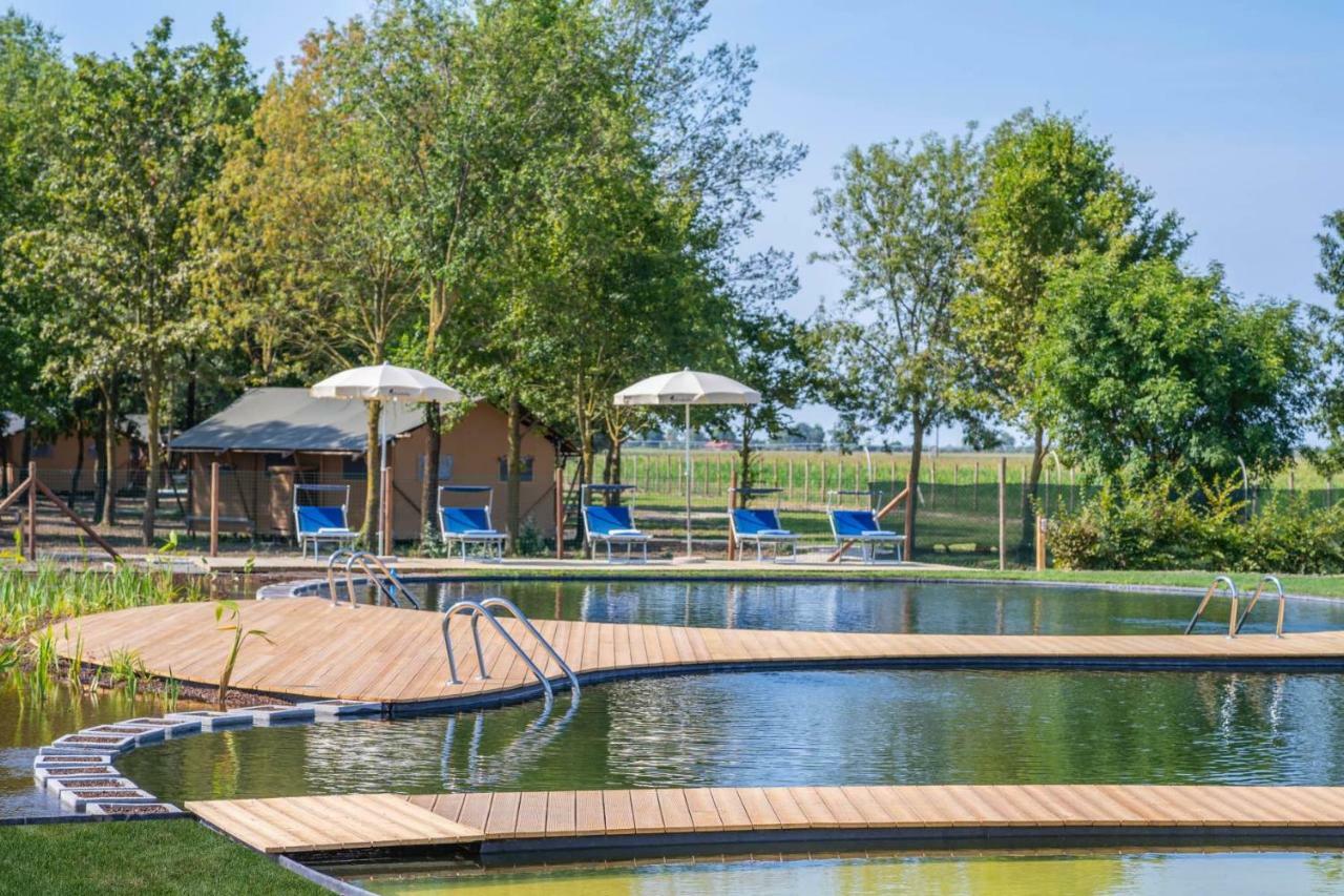 Agriturismo Tenuta Regina - Glamping luxury lodges Palazzolo dello Stella Bagian luar foto